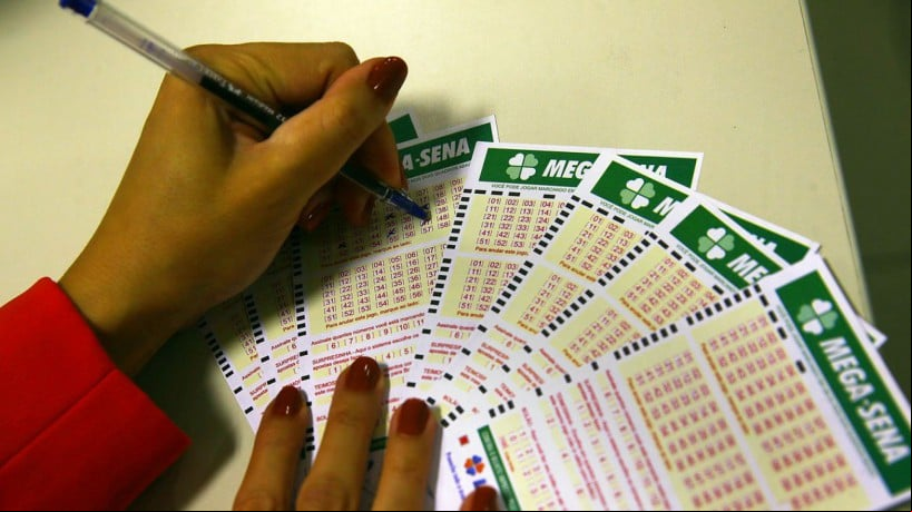 Mega Sena: resultado do Concurso 2876 de hoje, sábado, 14 de junho de 2025 (14/06/25). O prêmio é de mais de R$ 100 milhões 